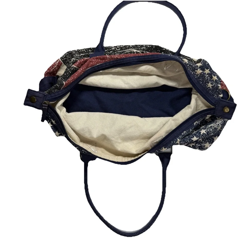 SeaWorld Shamu Stars Stripes Canvas Duffle Bag Travel Tote American Flag Whale